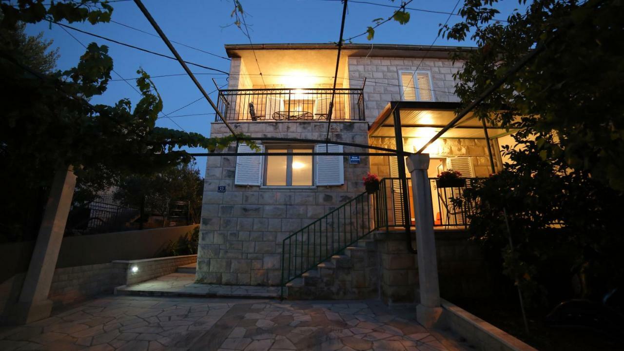 Apartments Off Supetar Exterior photo