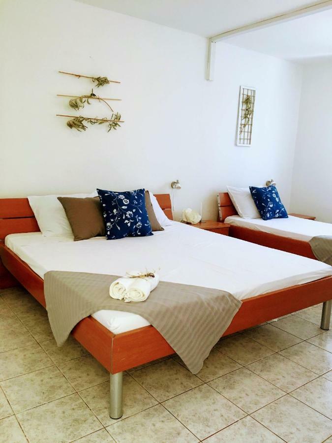 Apartments Off Supetar Exterior photo